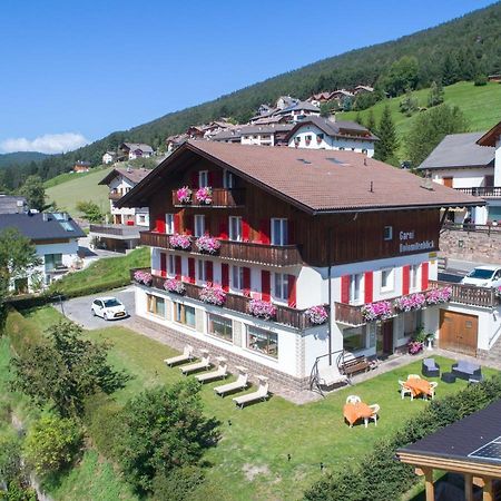 Dolomitenblick Urtijëi Buitenkant foto
