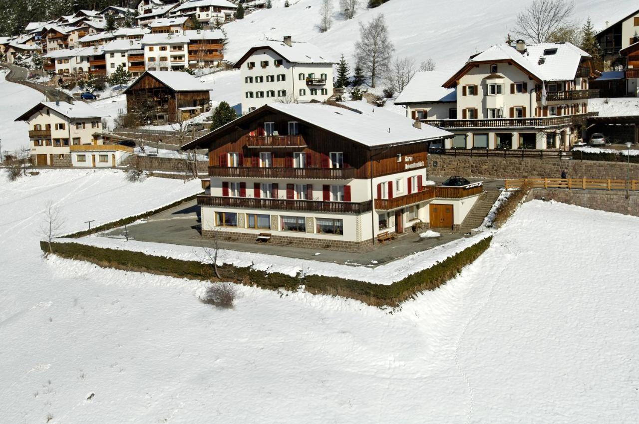 Dolomitenblick Urtijëi Buitenkant foto